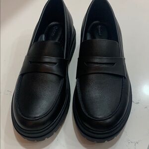 Quince Black Lug Sole Leather Penny Loafers